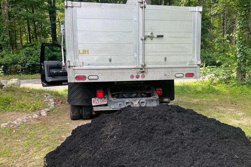landscape mulch delivery